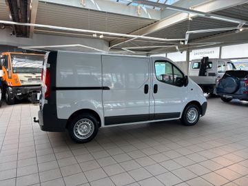 Opel Vivaro - 10