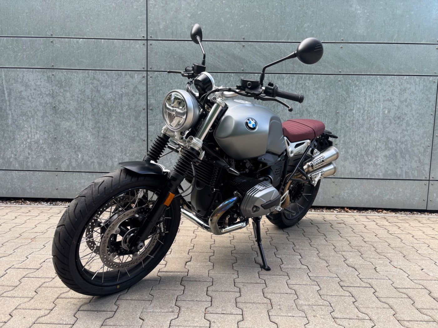 Fahrzeugabbildung BMW R nine T Scrambler