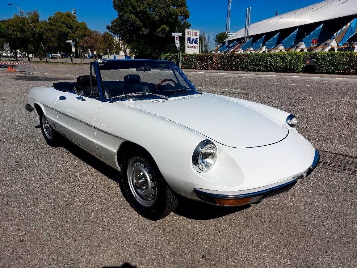 Alfa Romeo Spider