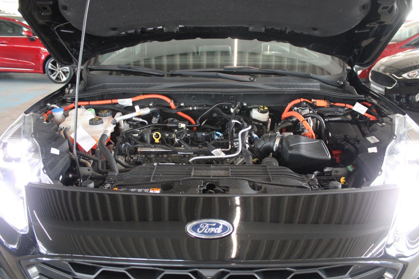 Fahrzeugabbildung Ford Kuga PHEV ST-Line X LED AHK 2xCam ACC WinterPak.