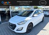 Hyundai i30 blue  *1. HD*AHK*WENIG KM*KLIMA*ALLW*SCHECKH - Hyundai i30 mit Diesel-Antrieb