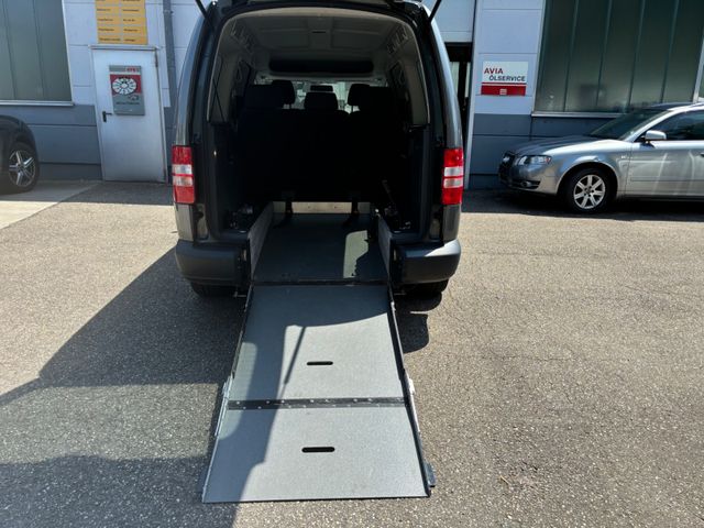 Volkswagen Caddy Maxi Soccer-Rollstuhlrampe-Navi