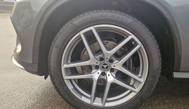 GLE 350d AMG-Line 4Matic AMG Line/Pano.-Dach/LED