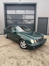 Mercedes-Benz E 280 AVANTGARDE* Gasanlage - gebrauchte Mercedes-Benz E 280 aus dem Jahr 2000