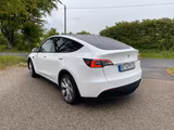 Tesla Model Y RWD | Weiß/Schwarz | Autopilot | L - Tesla Model Y in Düsseldorf