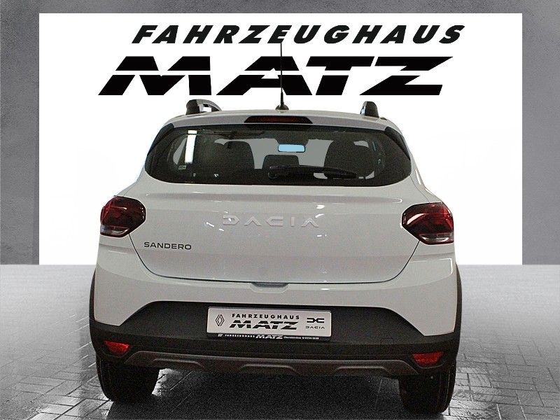 Fahrzeugabbildung Dacia Sandero TCe 90 Stepway auto Expression*Winterp.*
