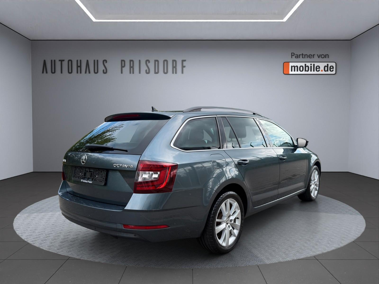 Skoda Octavia Combi Style LED/Keyless/CarPlay/PDC
