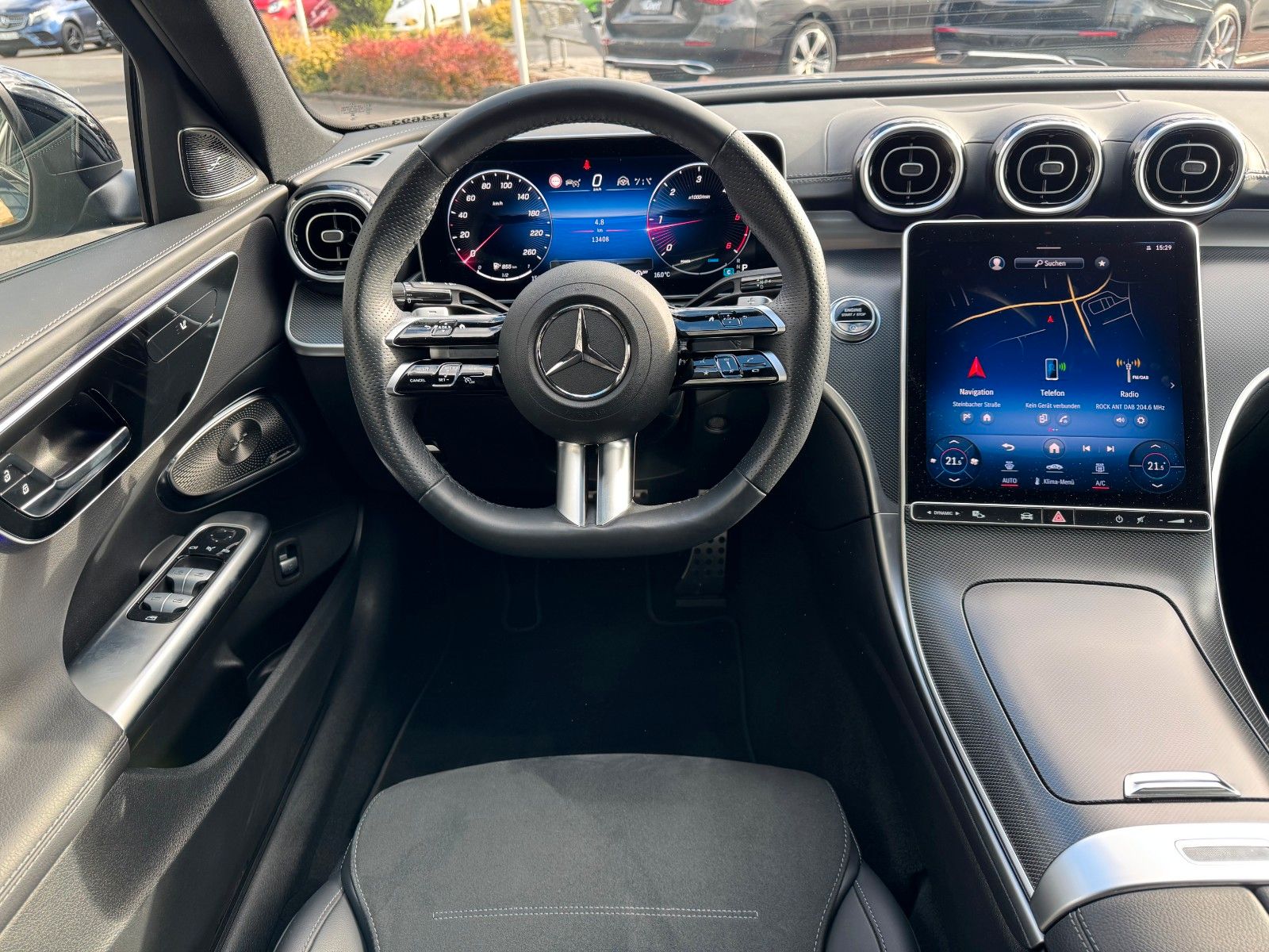 Fahrzeugabbildung Mercedes-Benz C 300d AMG+Burmester+Distr+Digital+360+