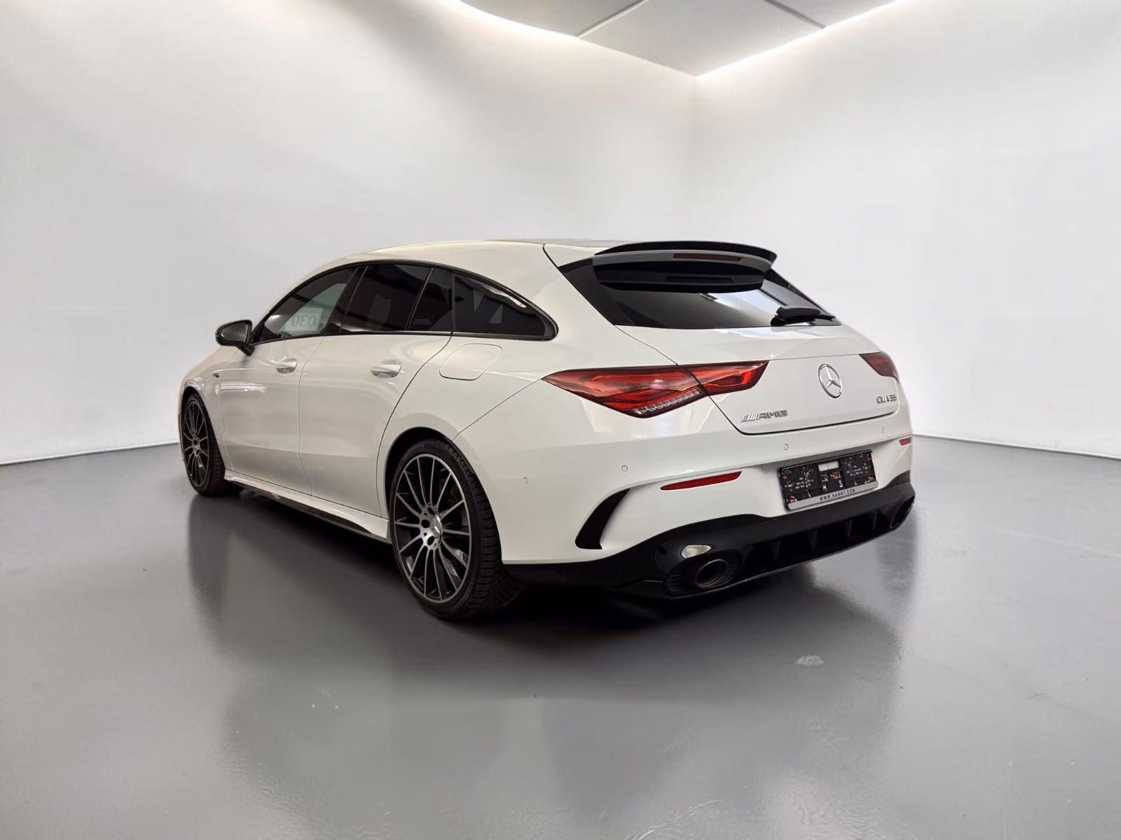 Mercedes-Benz CLA 35 AMG Shooting Brake PANO*ACC*360*BURM*BEAM