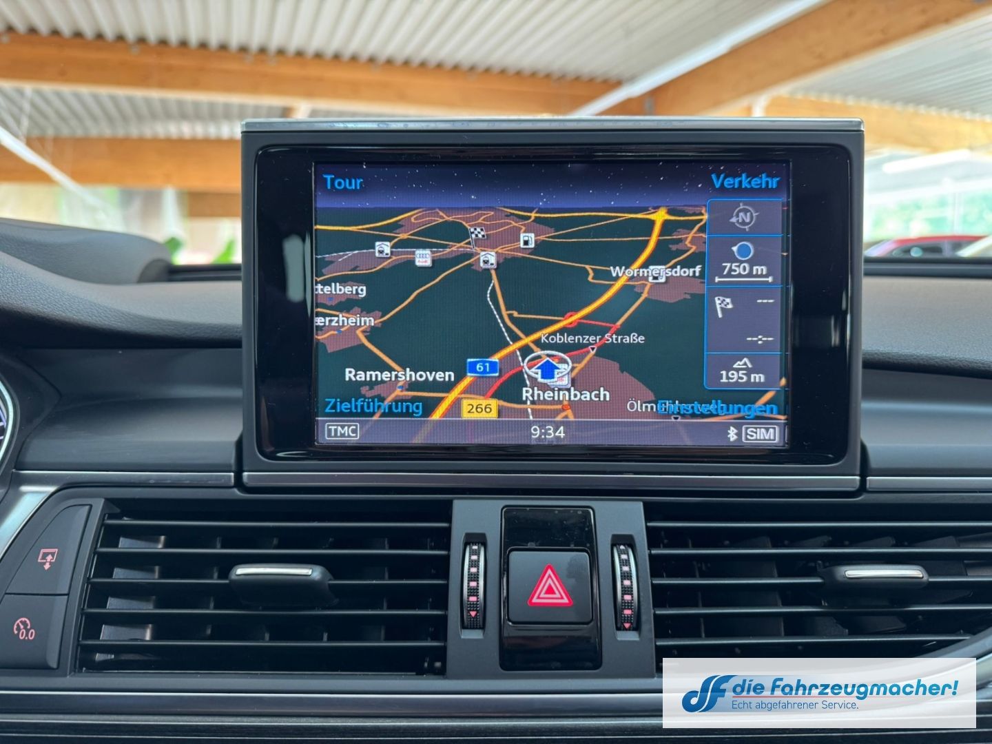 Fahrzeugabbildung Audi A6 3.0 TDI quattro S line Sportpaket HUD Luftfed