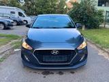 Hyundai i30 1.4 Select Select - Hyundai i30 Gebrauchtwagen in Rostock