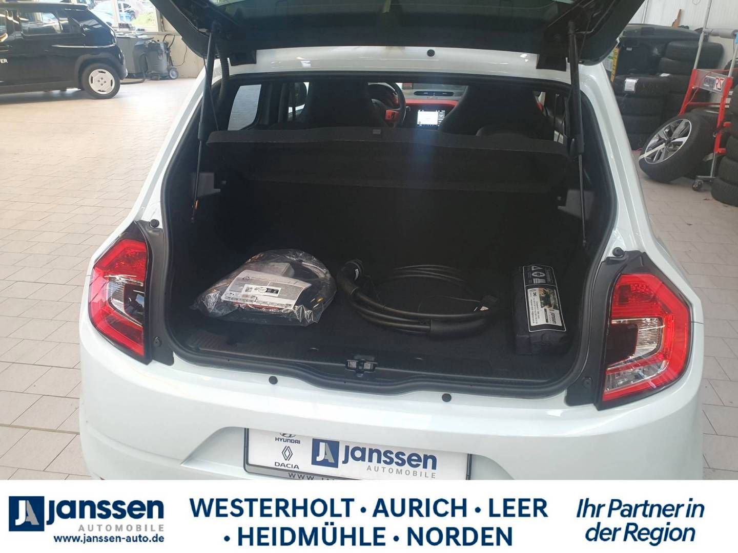 Fahrzeugabbildung Renault TWINGO E-TECH 100% el.