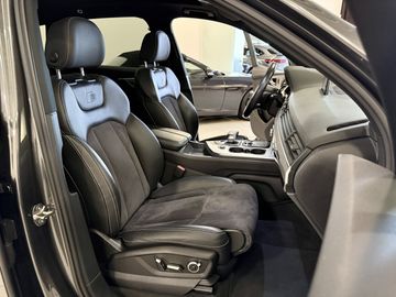 Audi Q7 - 9
