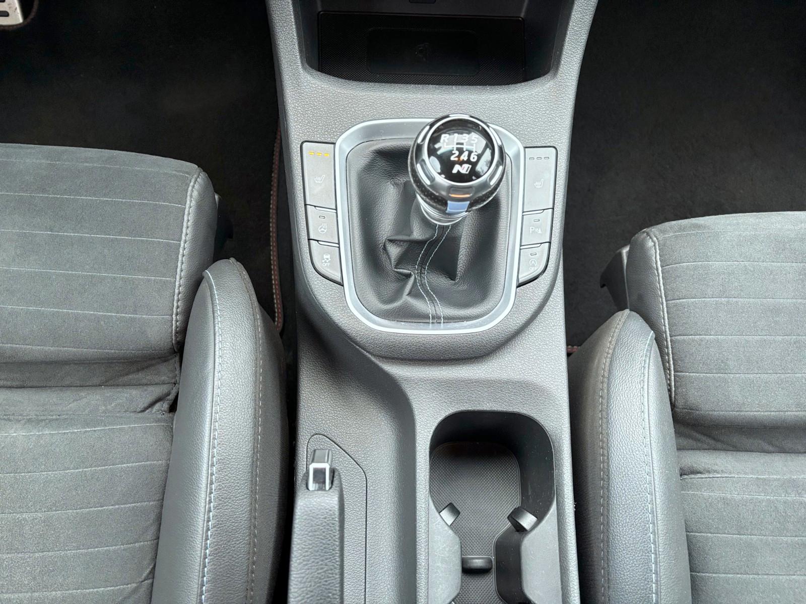 Hyundai i30 N Performance*Pano*e.Sitze*LED*CAM*WinterP.*