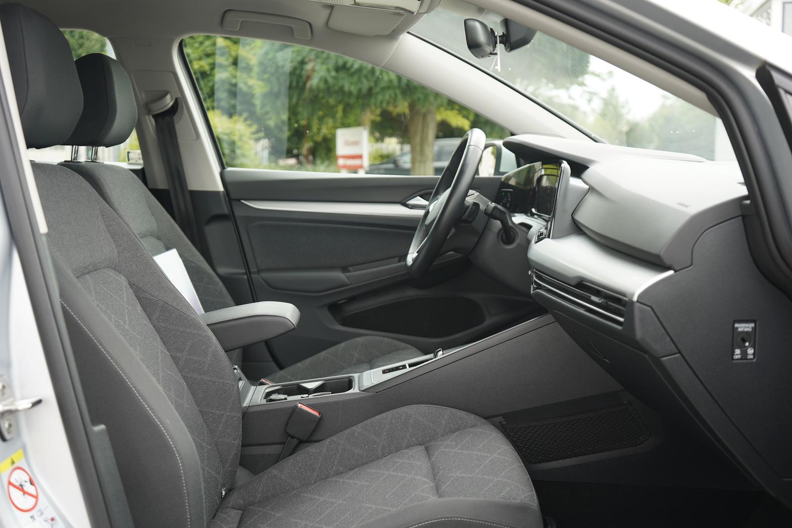 Volkswagen Golf VIII Variant Life eTSI DSG LED Navi ACC AHK, миниатюра 25