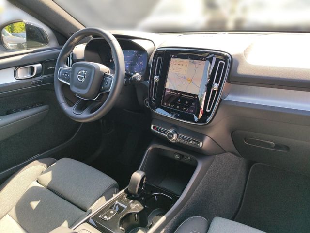 VOLVO XC 40 (Bild 23 von Array)