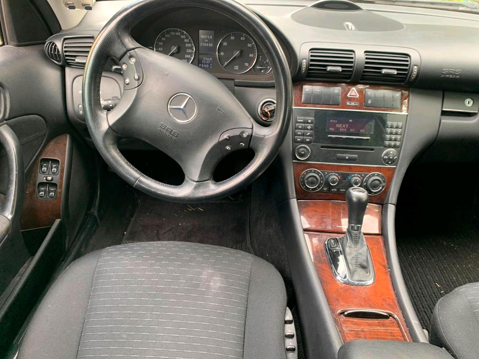 Mercedes-Benz C200 2006 — photo 6