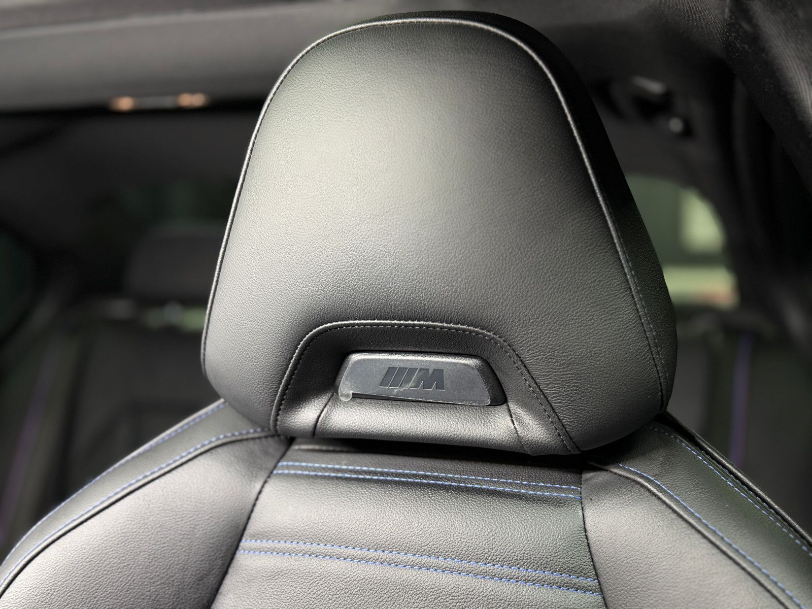 Fahrzeugabbildung BMW M340i Limousine xDrive |M-SITZE|H/K|PANO