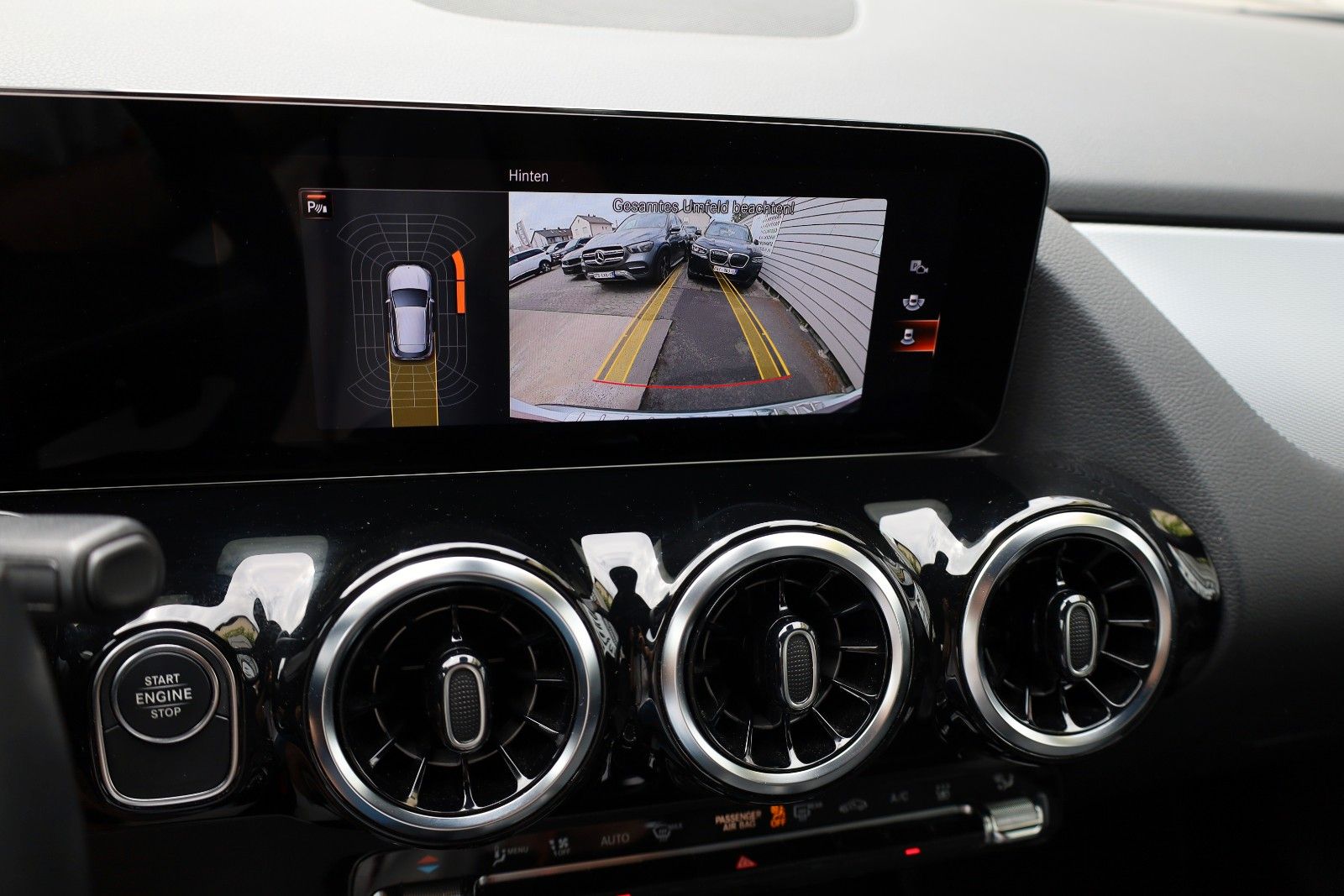 Fahrzeugabbildung Mercedes-Benz GLA 250 e Style, T.Leder,Navi,LED,SH,Kamera,