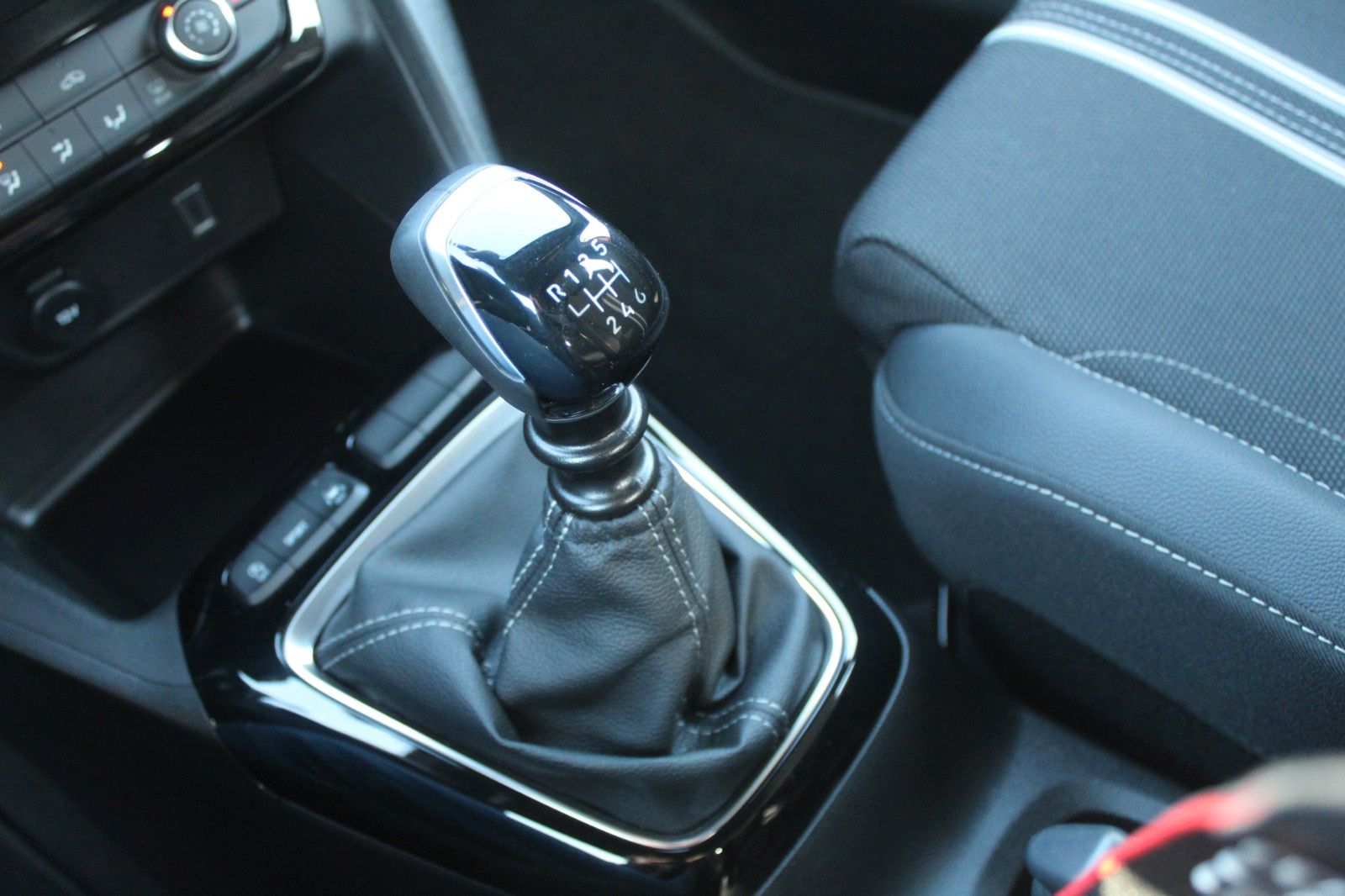 Fahrzeugabbildung Opel Corsa F GS*Allwetter*SHZ*LHZ*PDC*RFK