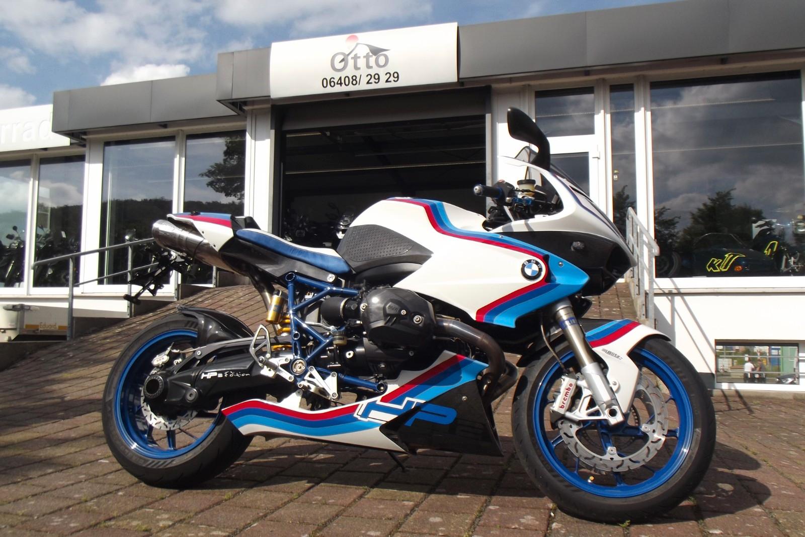 BMW HP 2 Sport ABS Zard ESD