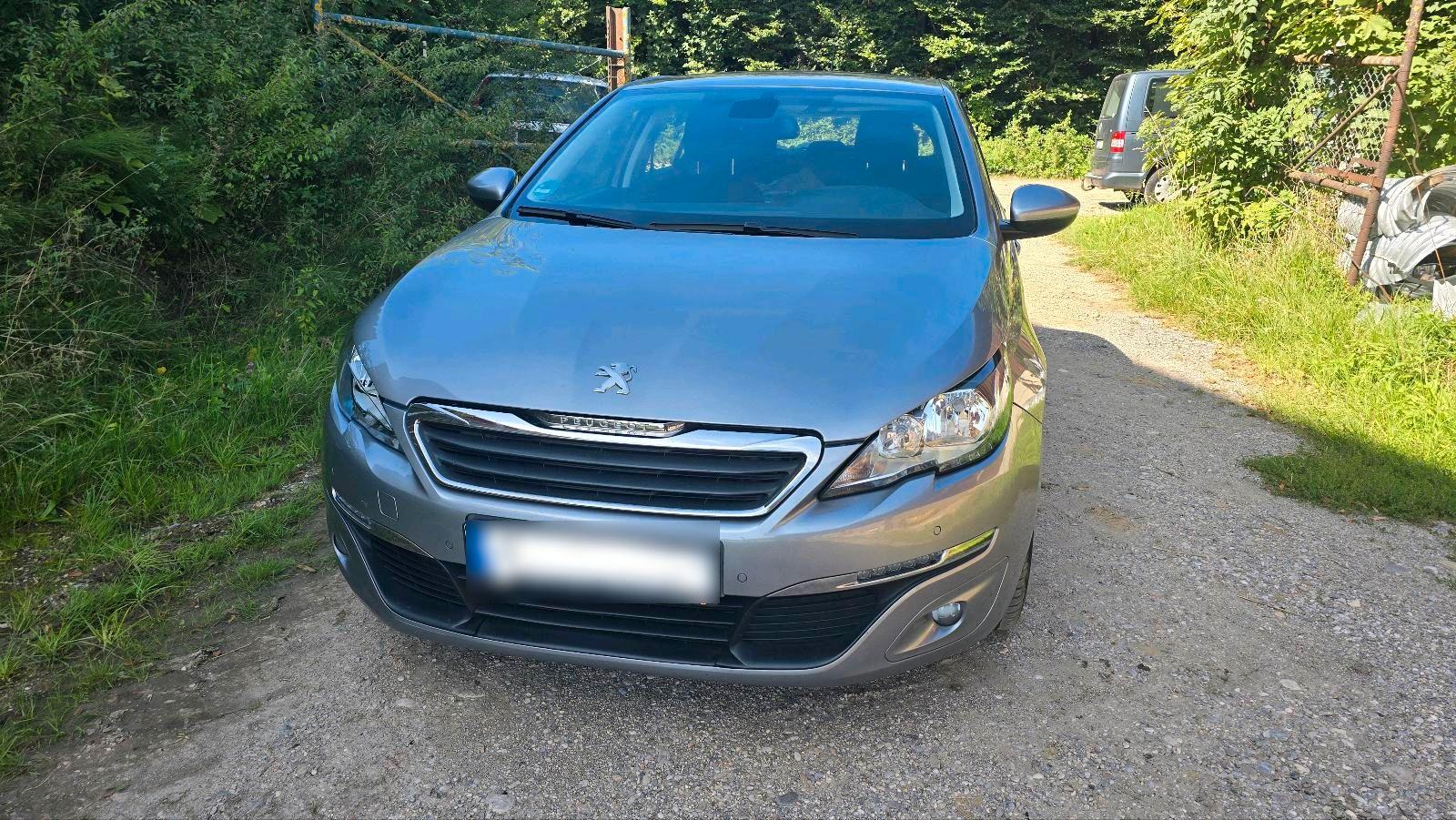 Peugeot 308, 2015