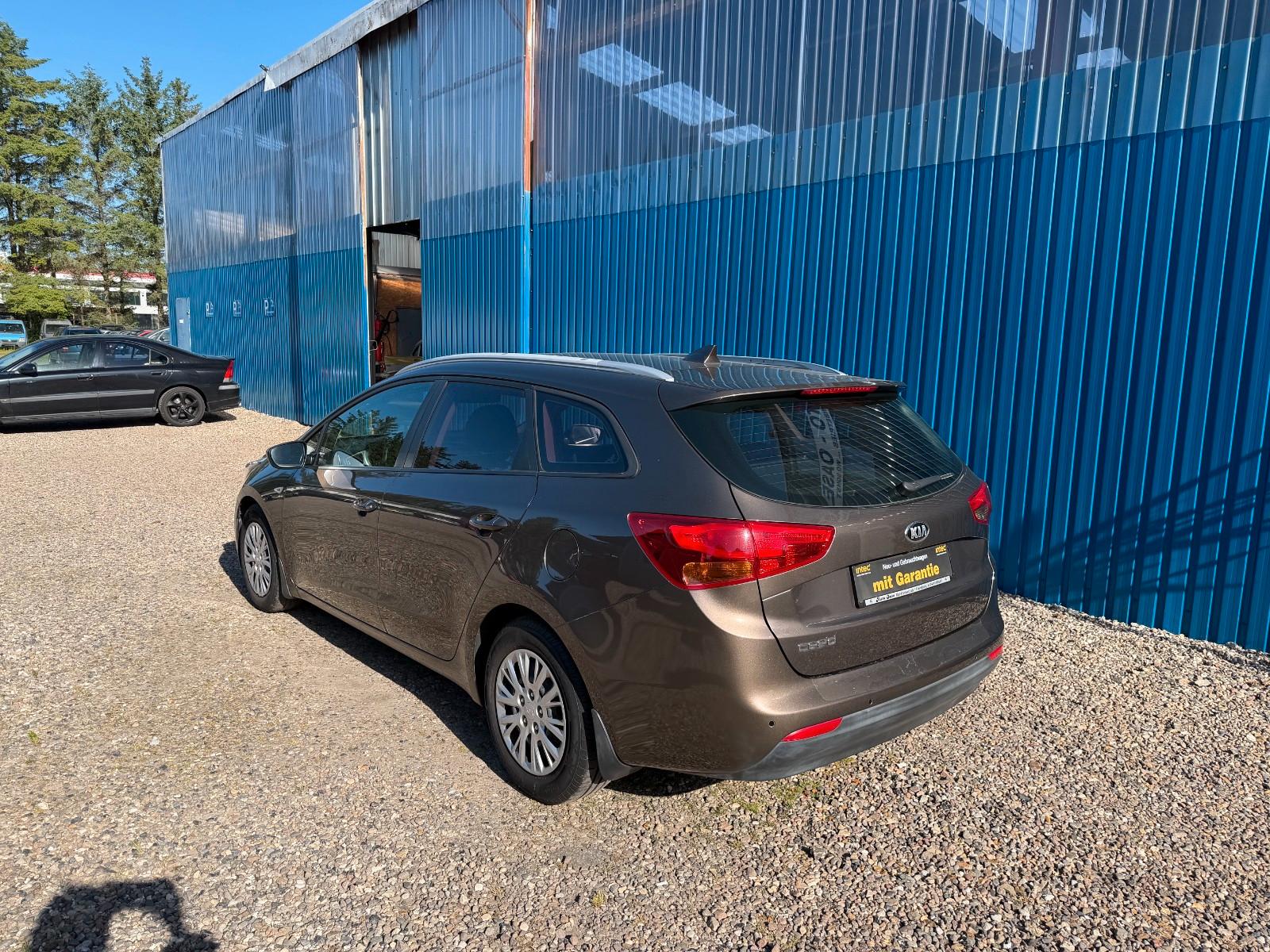 Kia Cee'd Sportswagon**Automatik**90 TKM**Kamera**Le