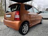 Kia Picanto 1.1 KLIMA SHZ ZV FHEL LM Klima - Kia Picanto: Orange