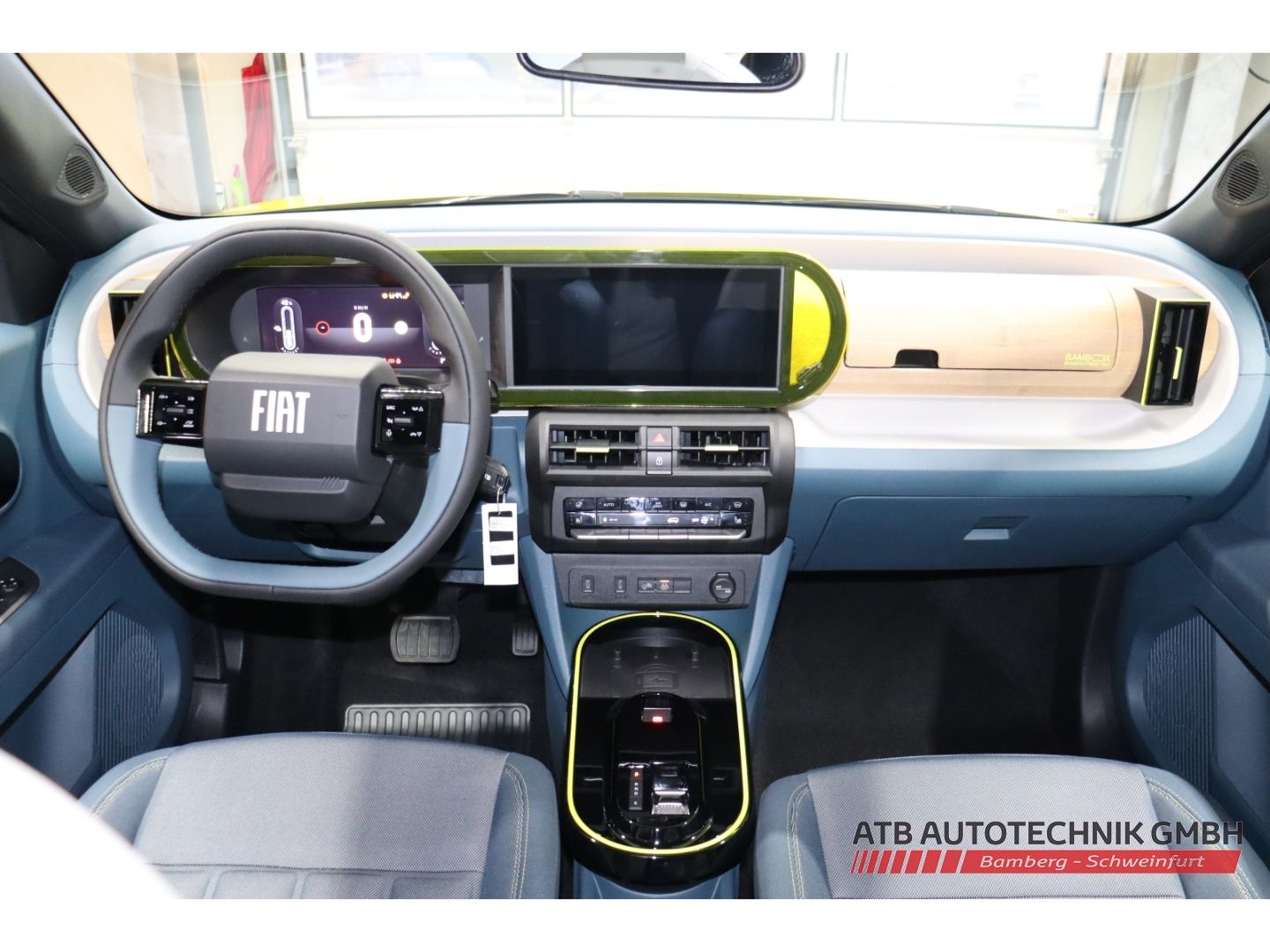 Fahrzeugabbildung Fiat Grande Panda Sonderedition EV 44 kWh Navi Digita