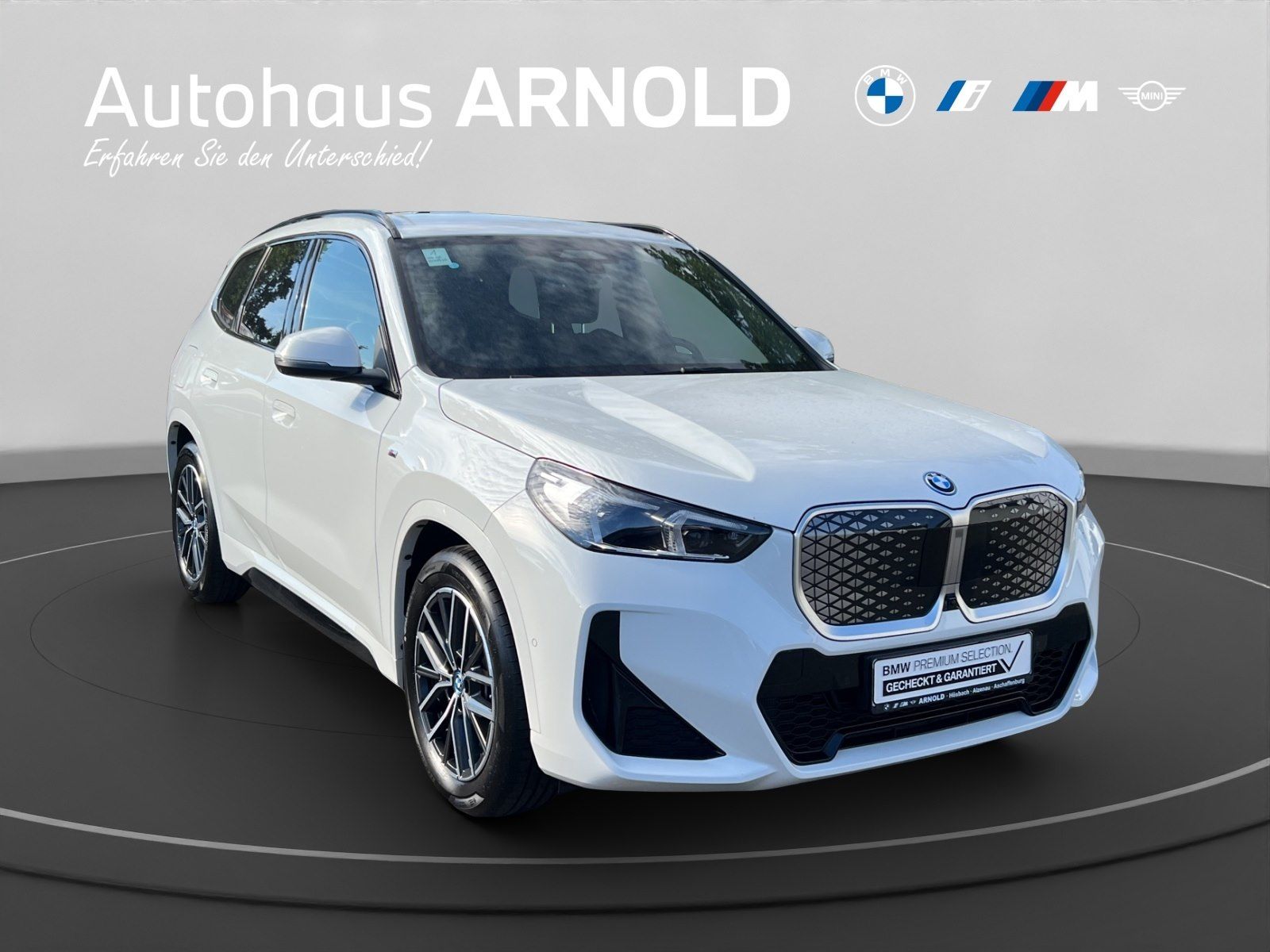 BMW iX1 xDrive30 M Sportpaket Head-Up DrAssProf foto 4