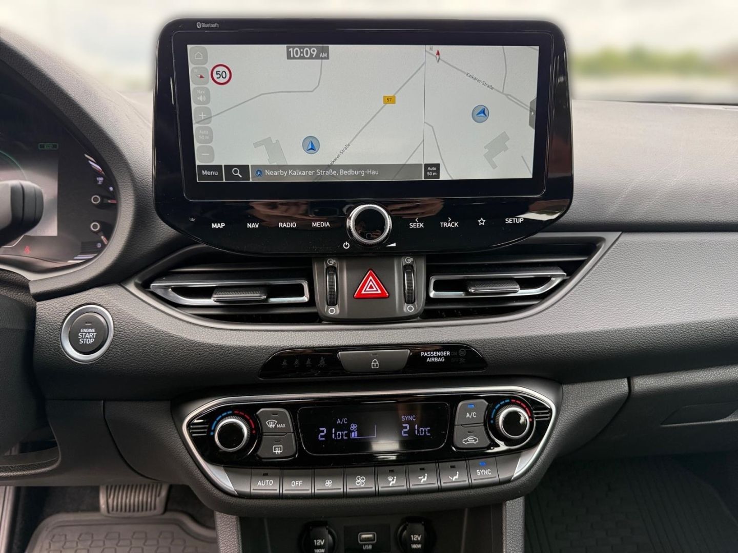 Fahrzeugabbildung Hyundai i30 1.0T Mild Hybrid (48V) Trend LED Navigation