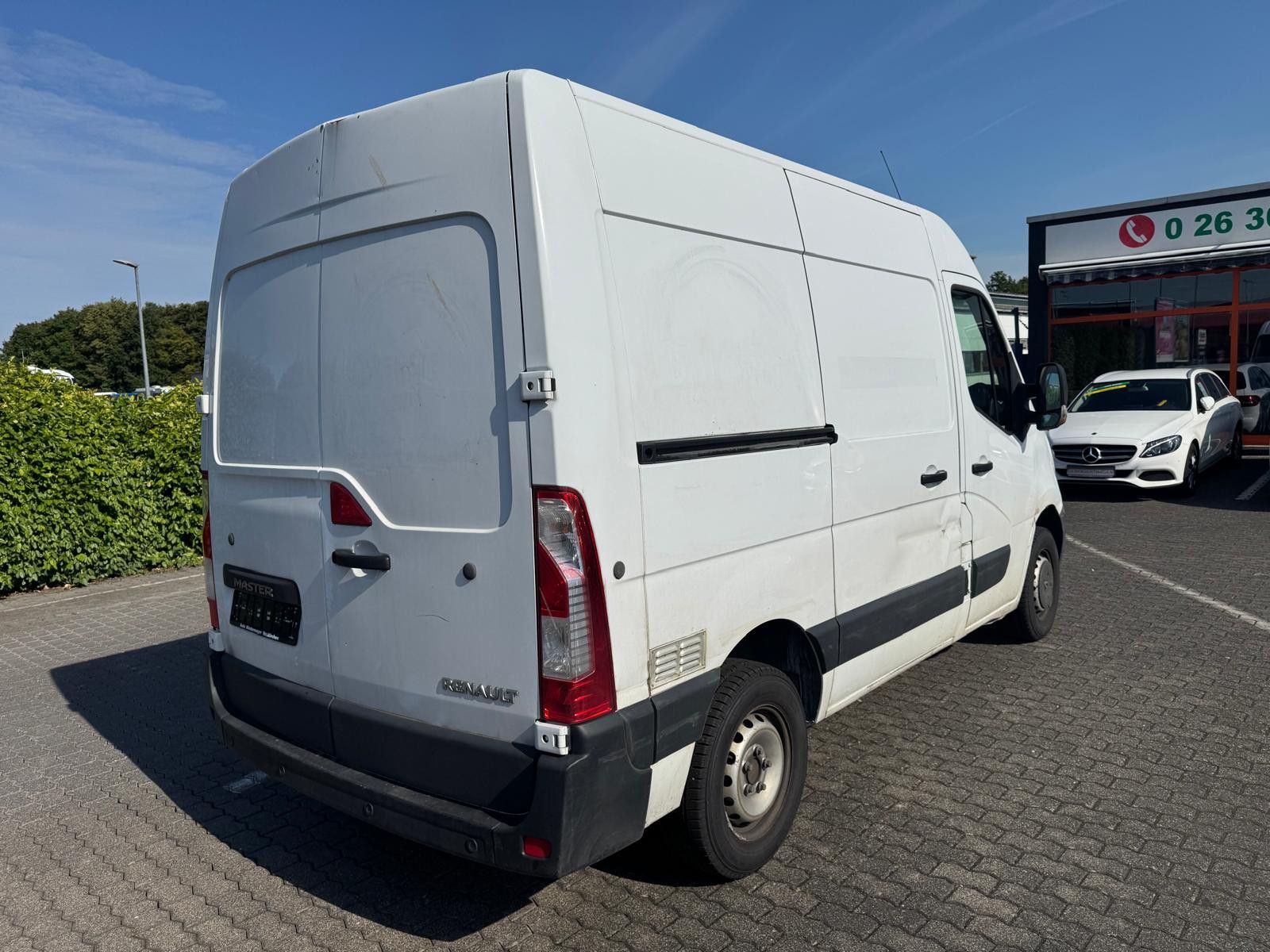 Fahrzeugabbildung Renault Master III Kasten L1H2 HKa 3,5t/ 1.HAND/TEMPOMAT
