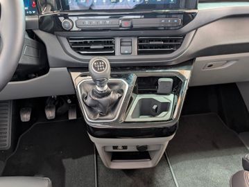 Ford Tourneo Custom 2.0 L Titanium +