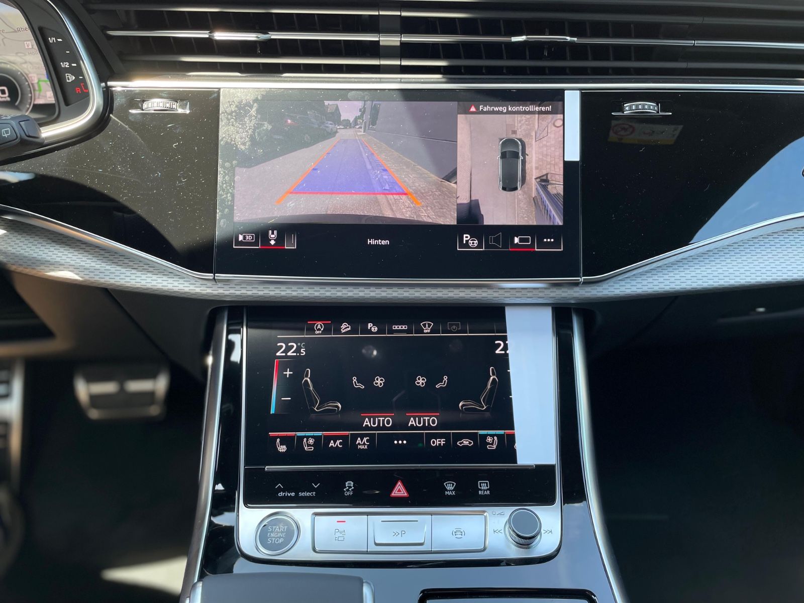 Fahrzeugabbildung Audi Q8 50 TDI Facelift |SLine|HUD|Softclose|23"|B&O|