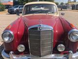 Mercedes-Benz 220 S Ponton Limousine von Privat zu verkaufen - Mercedes-Benz 220: Rot