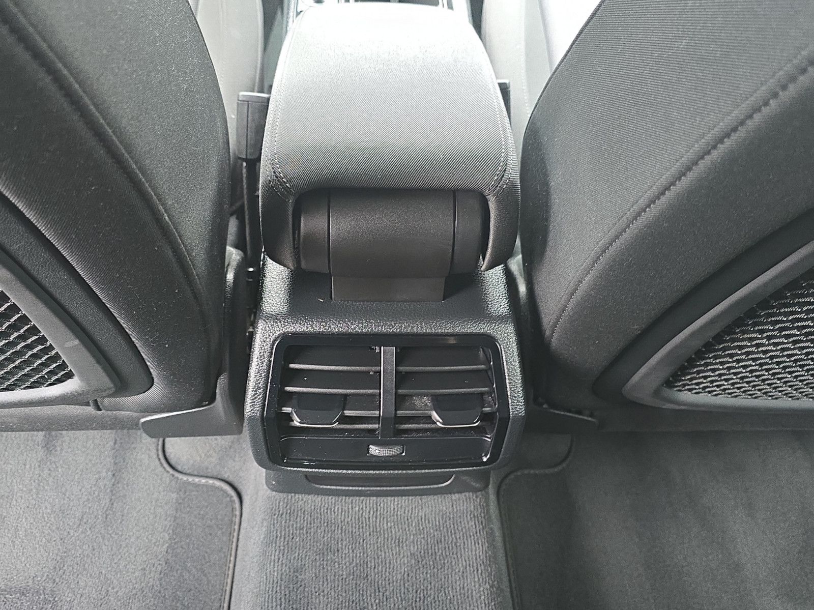 Fahrzeugabbildung Audi Q3 Sportback 45 TFSI e basis(EURO6d)