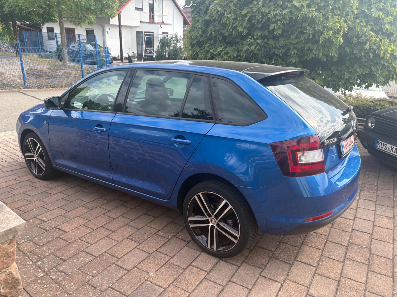 Skoda Rapid Spaceback Style Plus "SHZ,PDC,Xenon"