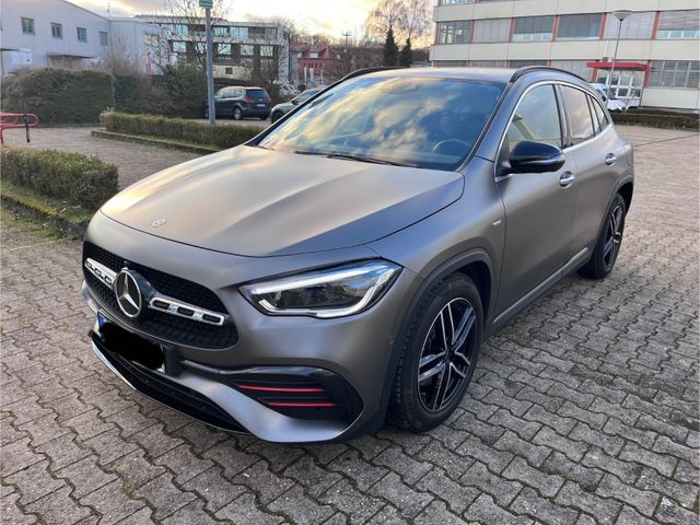 Mercedes-Benz GLA 220 d Edition 1