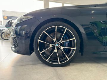 BMW 840 - 12