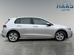 Fahrzeugabbildung Volkswagen Golf VIII Lim. Life LED Navi Sitzh Massage ACC