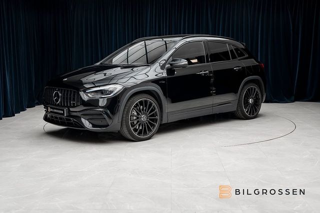 Mercedes-Benz GLA 35 AMG 4M Panorama Night Burmester