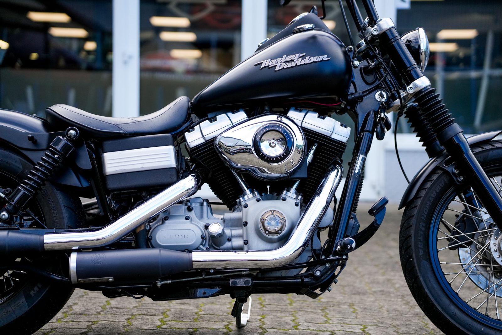 Fahrzeugabbildung Harley-Davidson FXDB Dyna Street Bob Twin Cam 96- Kesstech - Ape