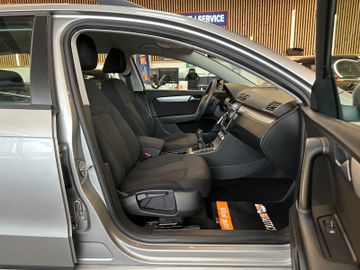 Volkswagen Passat Variant Trendline *2. Hand*Klima*SHZ*MP3*