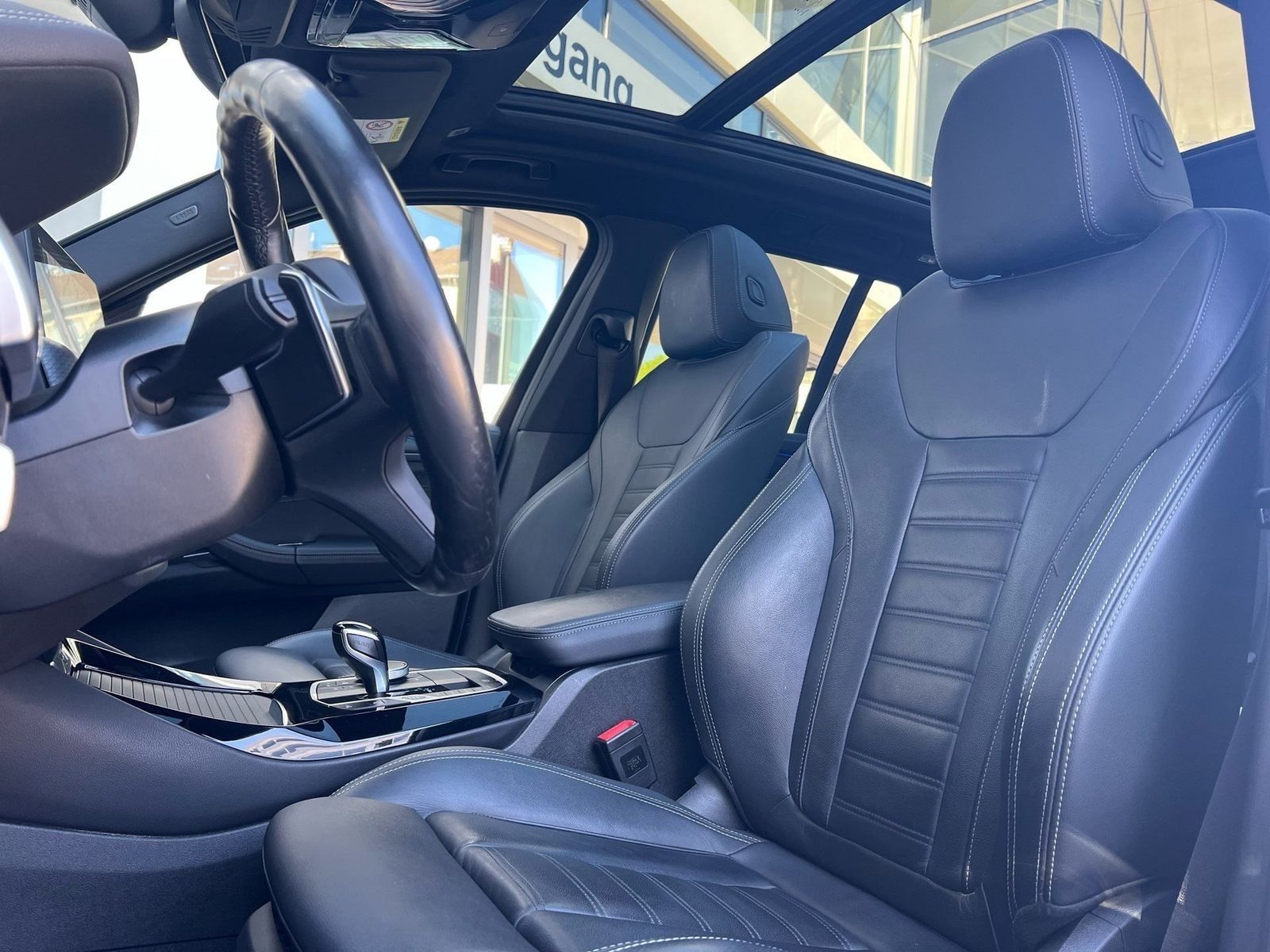 BMW X3 xDrive20i M Sport LED PA RFK Pano AHK Standh foto 3