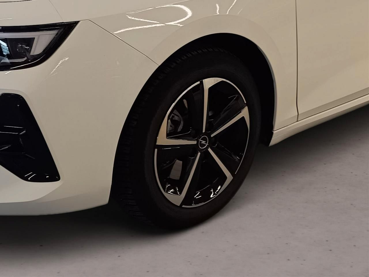Fahrzeugabbildung Opel Astra L Sports Tourer GS/NAVI/Allwetter!