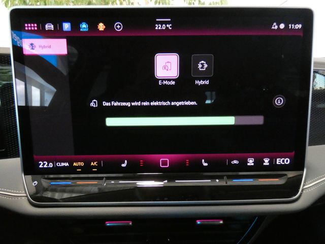 Passat Variant 1.5 TSI eHybrid Business AHK