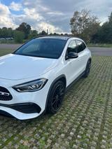 Mercedes-Benz Mercedes Benz GLA 250 AMG Line - gebrauchte Mercedes-Benz GLA 250 aus dem Jahr 2021
