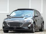 Ford Focus Lim. Cool&Connect Aut. LED/KAM/PANO/KEYLES - Ford Focus mit Diesel-Antrieb: Limousine, Automatik