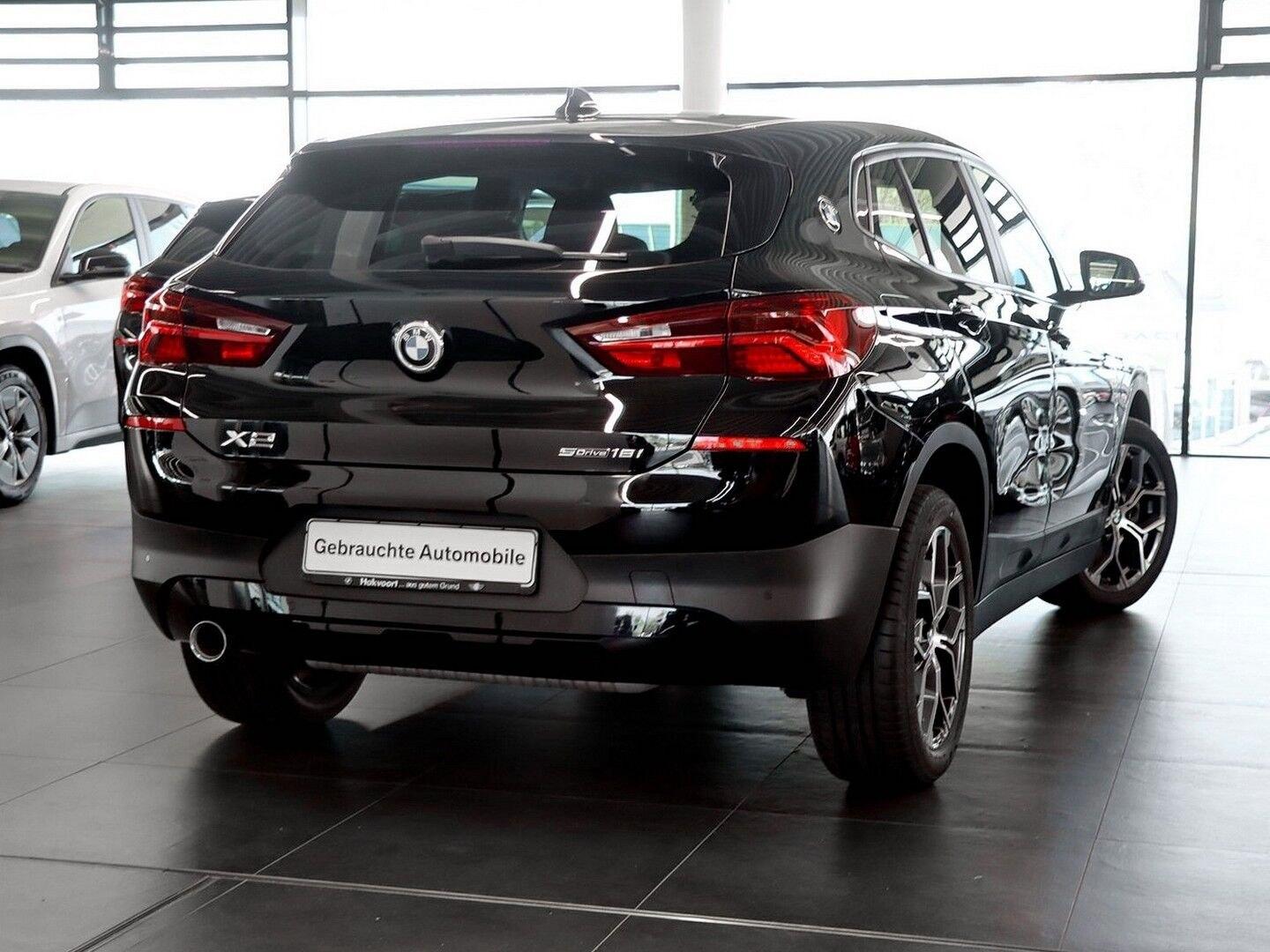 BMW X2 sDrive18i Advantage, миниатюра 3