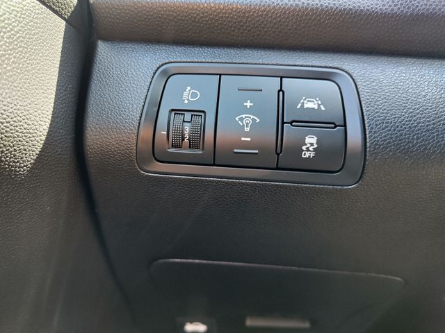 Hyundai i20 Sport Klima Sitz- und Lenkradheizung
